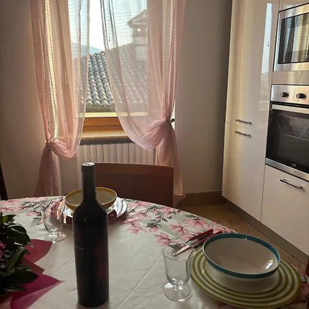 Casa Fontana, Relax Tra E Montagna Feriehus