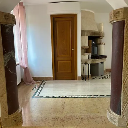 Feriehus Casa Fontana, Relax Tra E Montagna Costermano